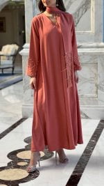 Trendy Bride Luxury Scarf - Image 3