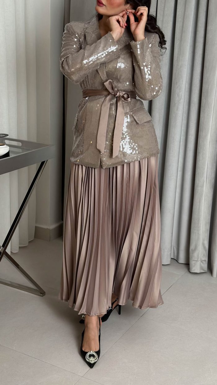 ⁦جاكيت ترترمع تنورة بلسيه⁩ - الصورة ⁦2⁩